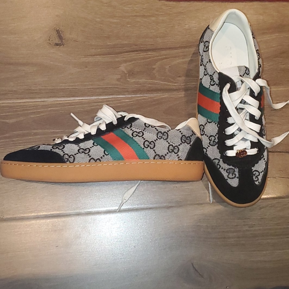 Women's Gucci JBG Leather and Suede 9M